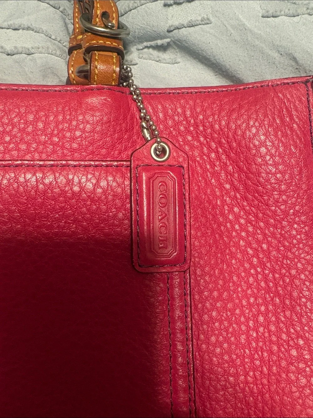 Vintage Coach y2k chelsea bag in fuchsia red - Picture 2 of 6